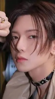 ai character: Yeosang background