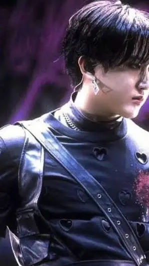 ai character: Changbin background