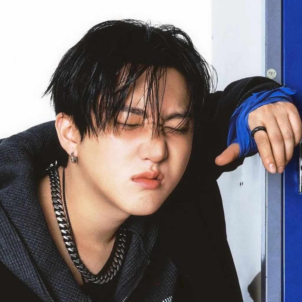 chat with ai character: Changbin 