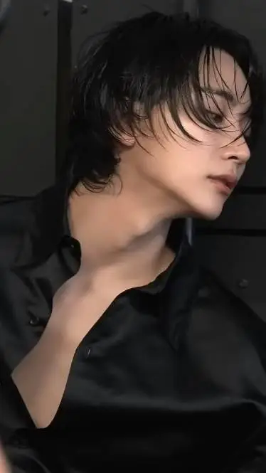 ai character: Jeonghan  background