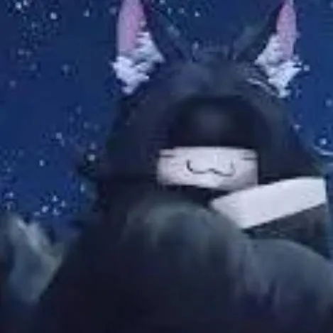 chat with ai character: R63