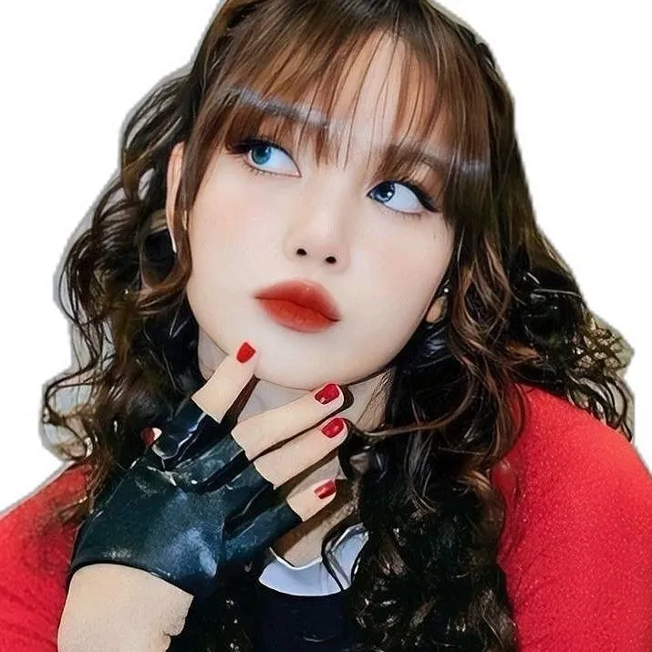 chat with ai character: Lisa