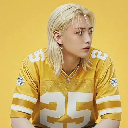 chat with ai character: Félix 💛