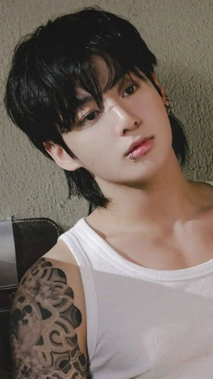 ai character: Jungkook gangster background