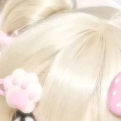 chat with ai character: enny