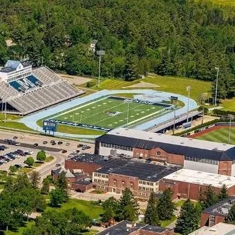 chat with ai character: U-Maine