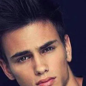 chat with ai character: Нейтон