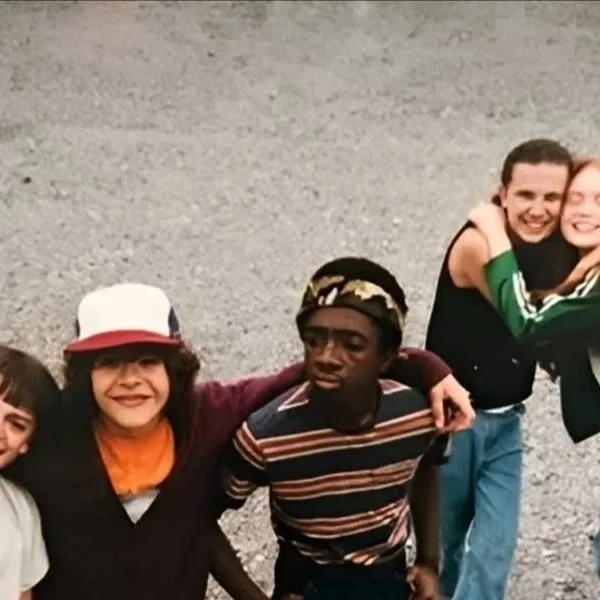 chat with ai character: ST sœurd'Eleven (2