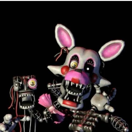 chat with ai character: mangle/toy foxy