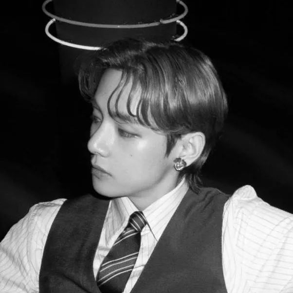 chat with ai character: Kim Taehyung