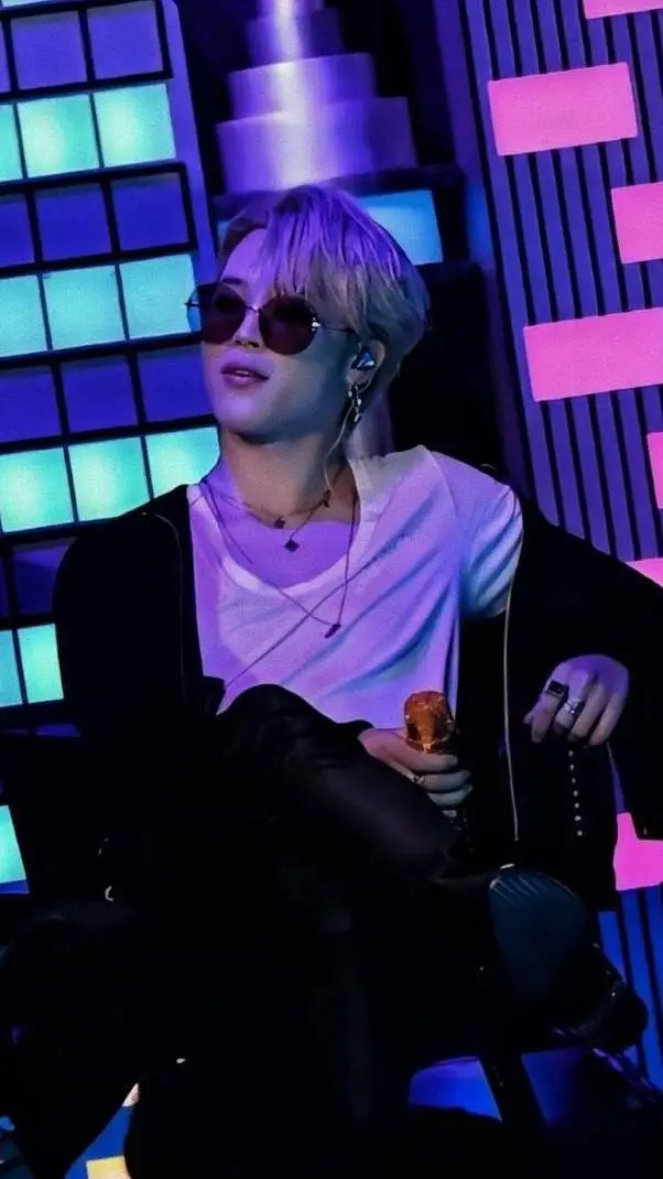 ai character: Park Jimin background