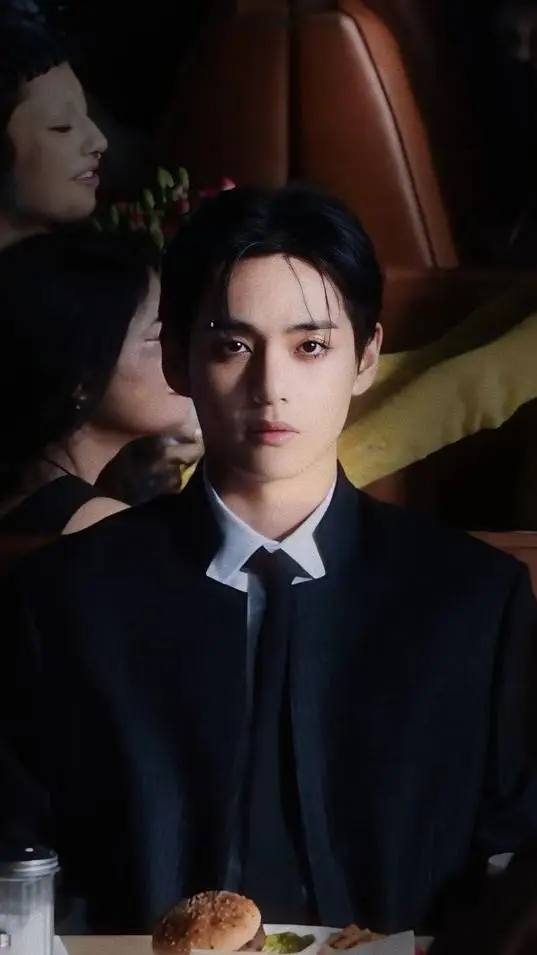 ai character: Kin Taehyung background