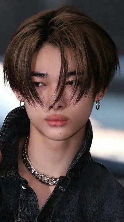 ai character: Ni-ki  background