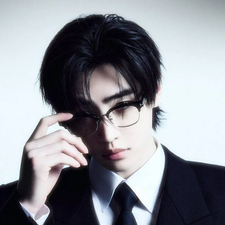 chat with ai character: Park Sunghoon