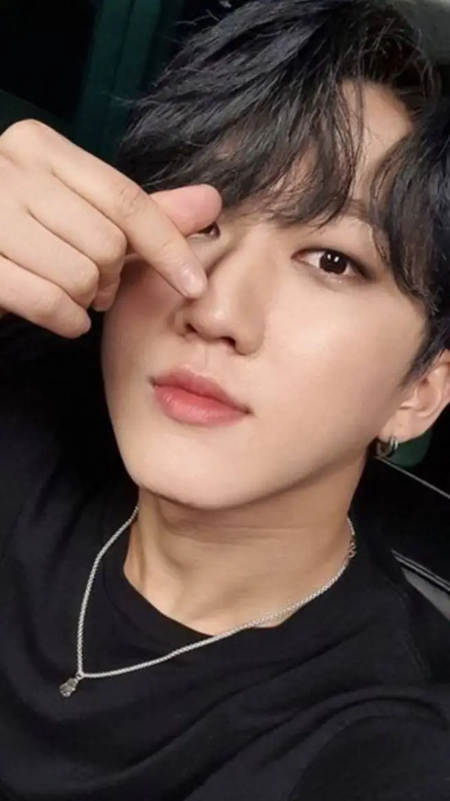 ai character: Felix & Changbin background