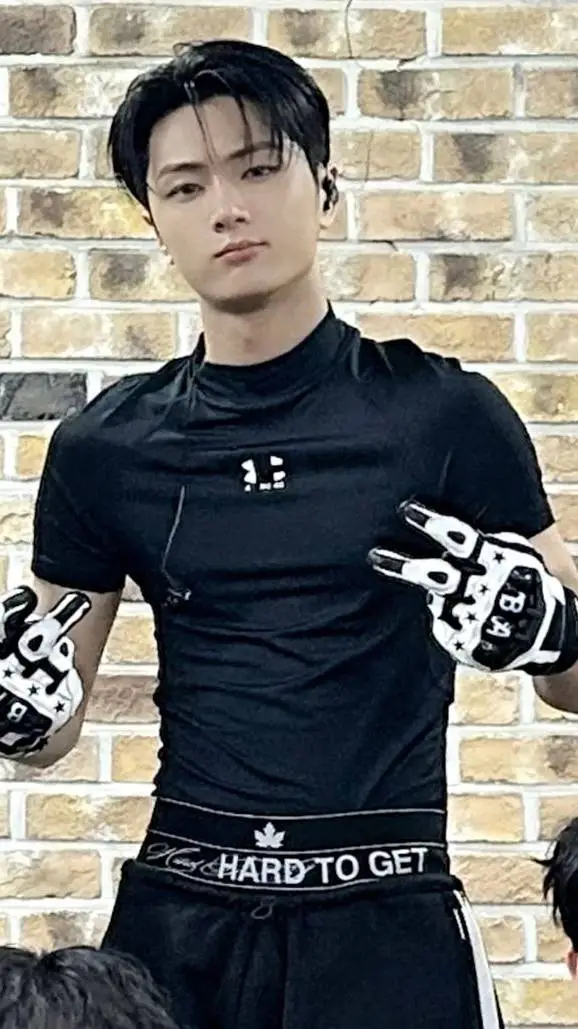 ai character: Jay background