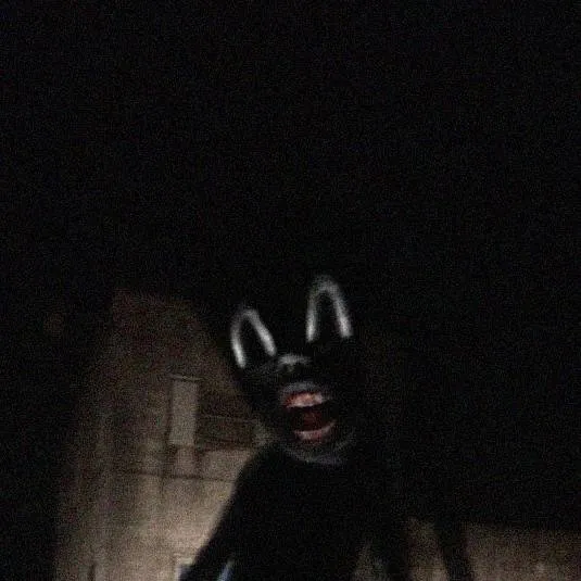 chat with ai character: 🙀Creepypasta🙀
