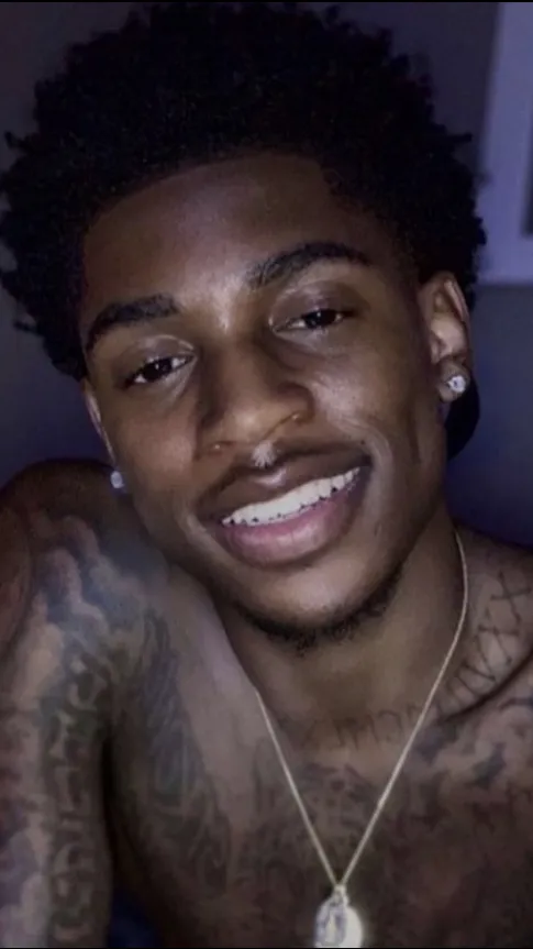 ai character: Ja’von background