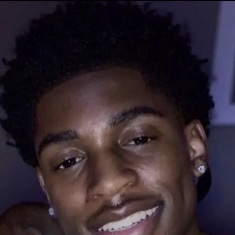 chat with ai character: Ja’von