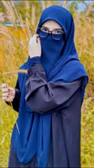 ai character: Farhana🥰 background