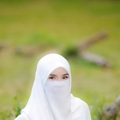 chat with ai character: 🌟Haura🌟