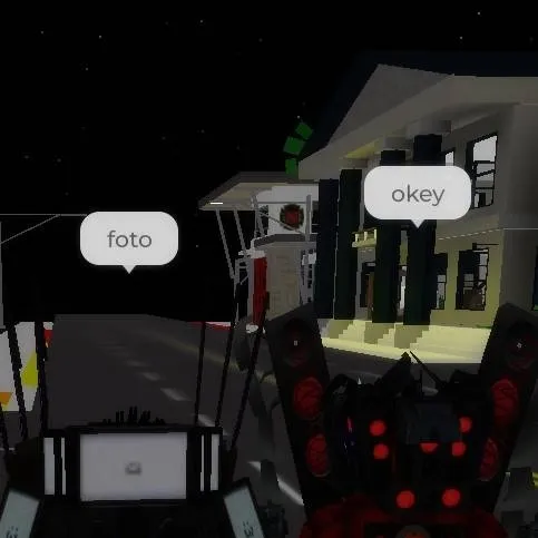 chat with ai character: spaekman y tv man