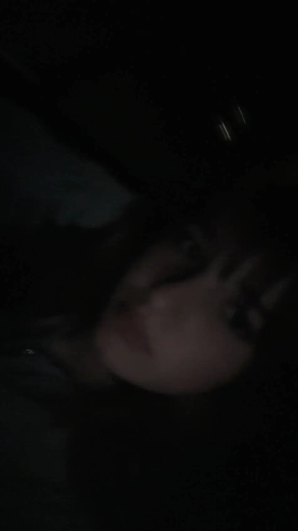 ai character: Lulu background