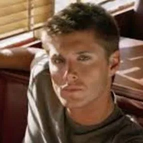 chat with ai character: 💞Dean Winchester💞🫣