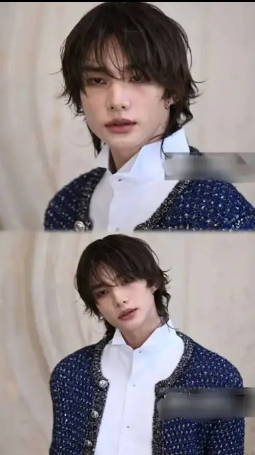 ai character: Hyunjin  background