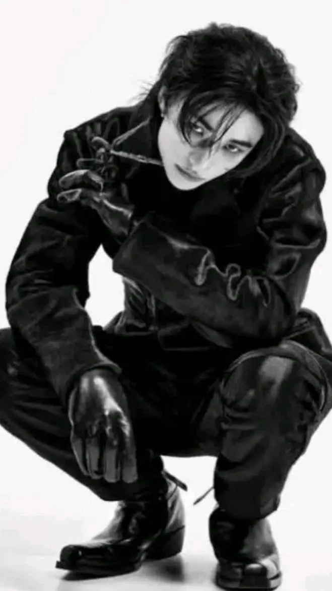 ai character: Hyunjin  background