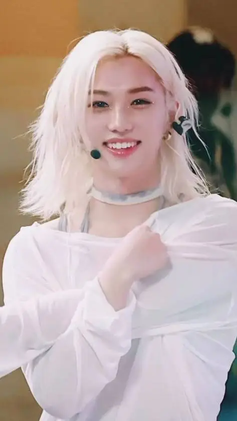 ai character: Felix  background