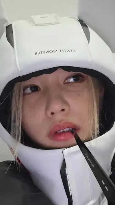 ai character: Felix  background