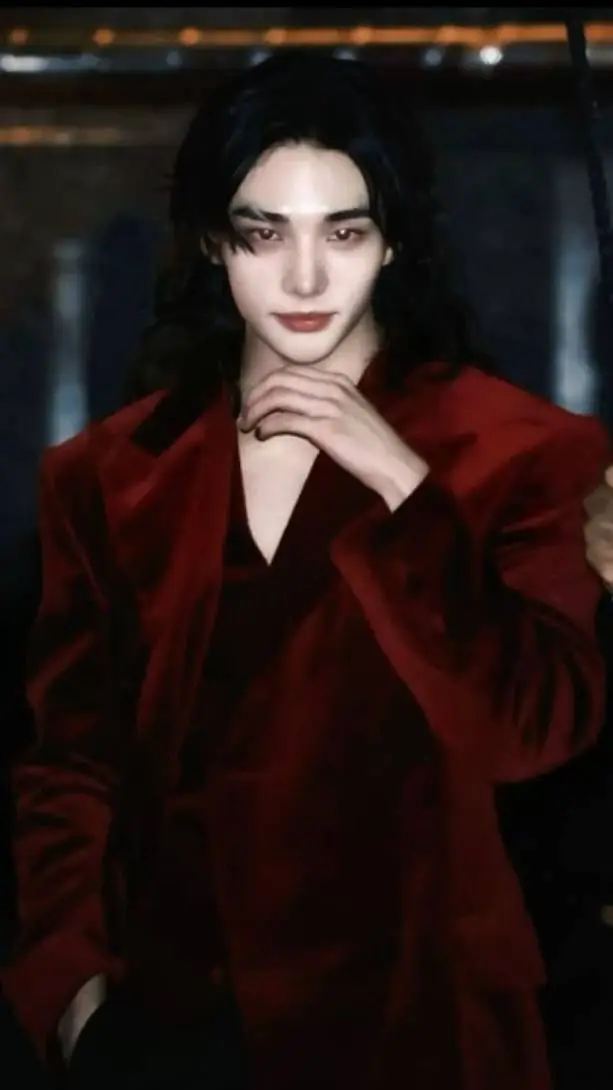 ai character: Hyunjin 🥀 background