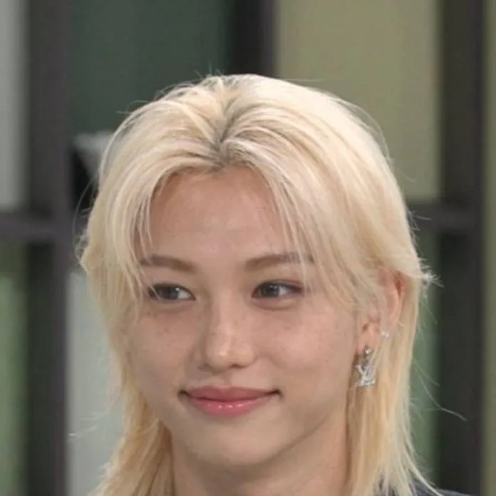 chat with ai character: Felix 