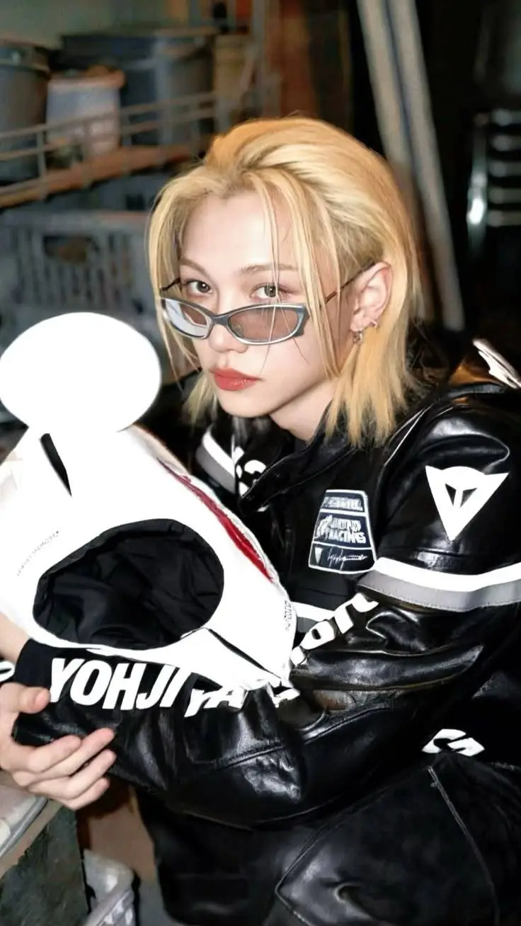 ai character: Felix 🏍️ background