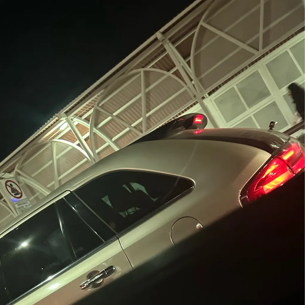 chat with ai character: Creating Miku a ch