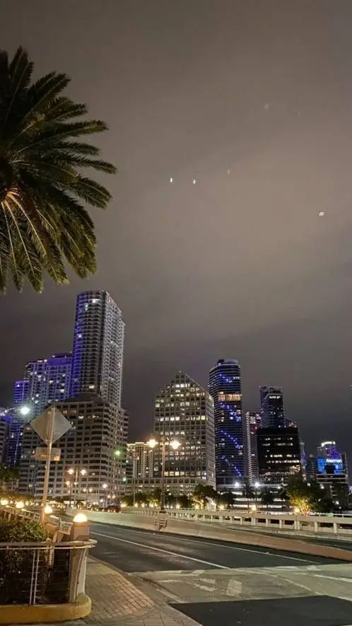 ai character: 𝕊𝕂ℤ⏤͟͟͞͞☆ background