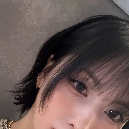 chat with ai character: 💮🩷Momo🩷💮