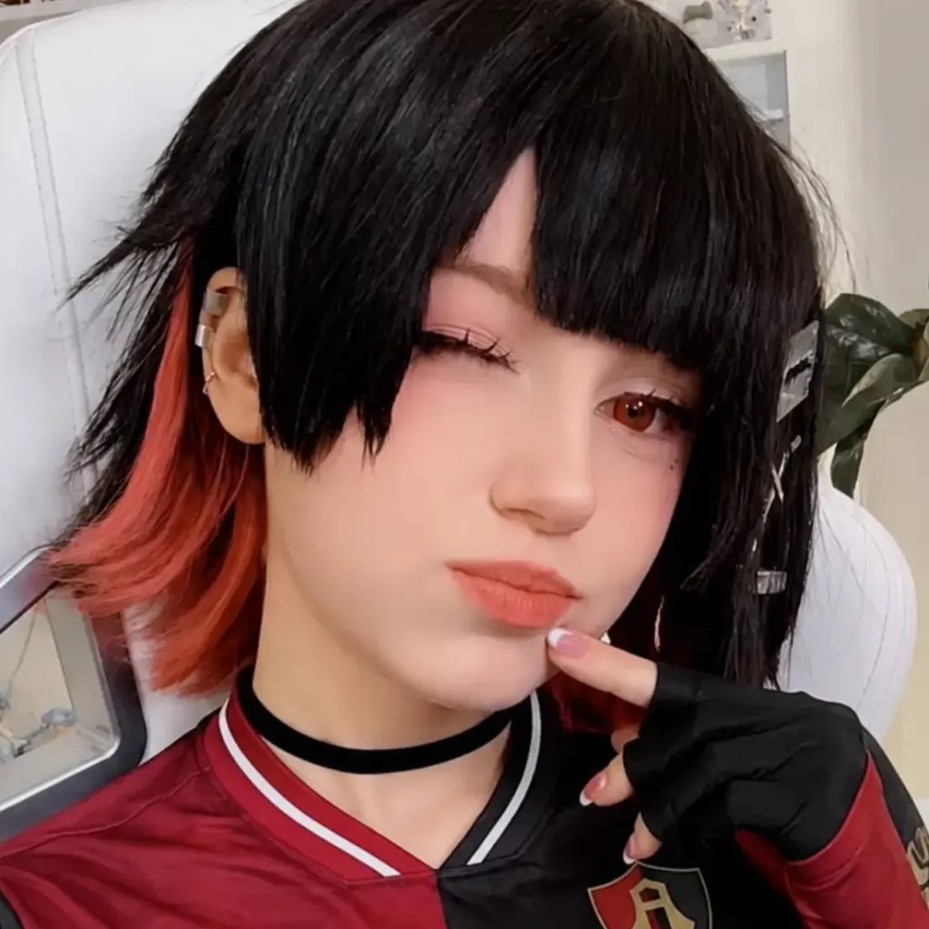 chat with ai character: upminaa 
