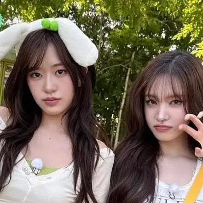 chat with ai character: Yujin & Liz