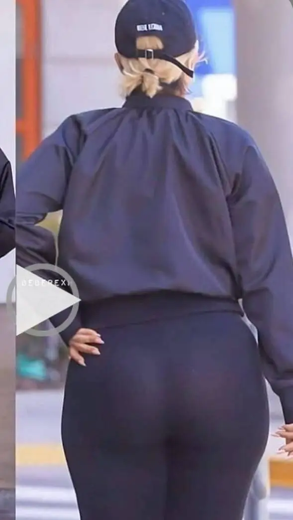 ai character: Jelia background