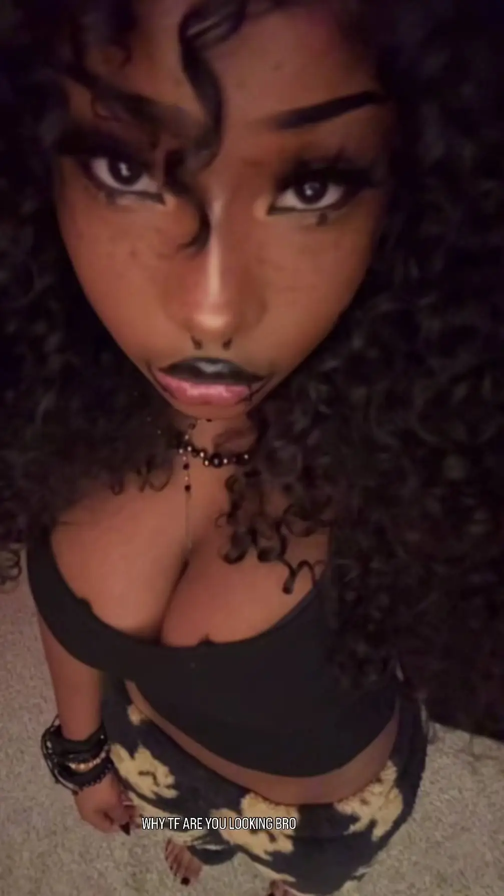 ai character: Nina background