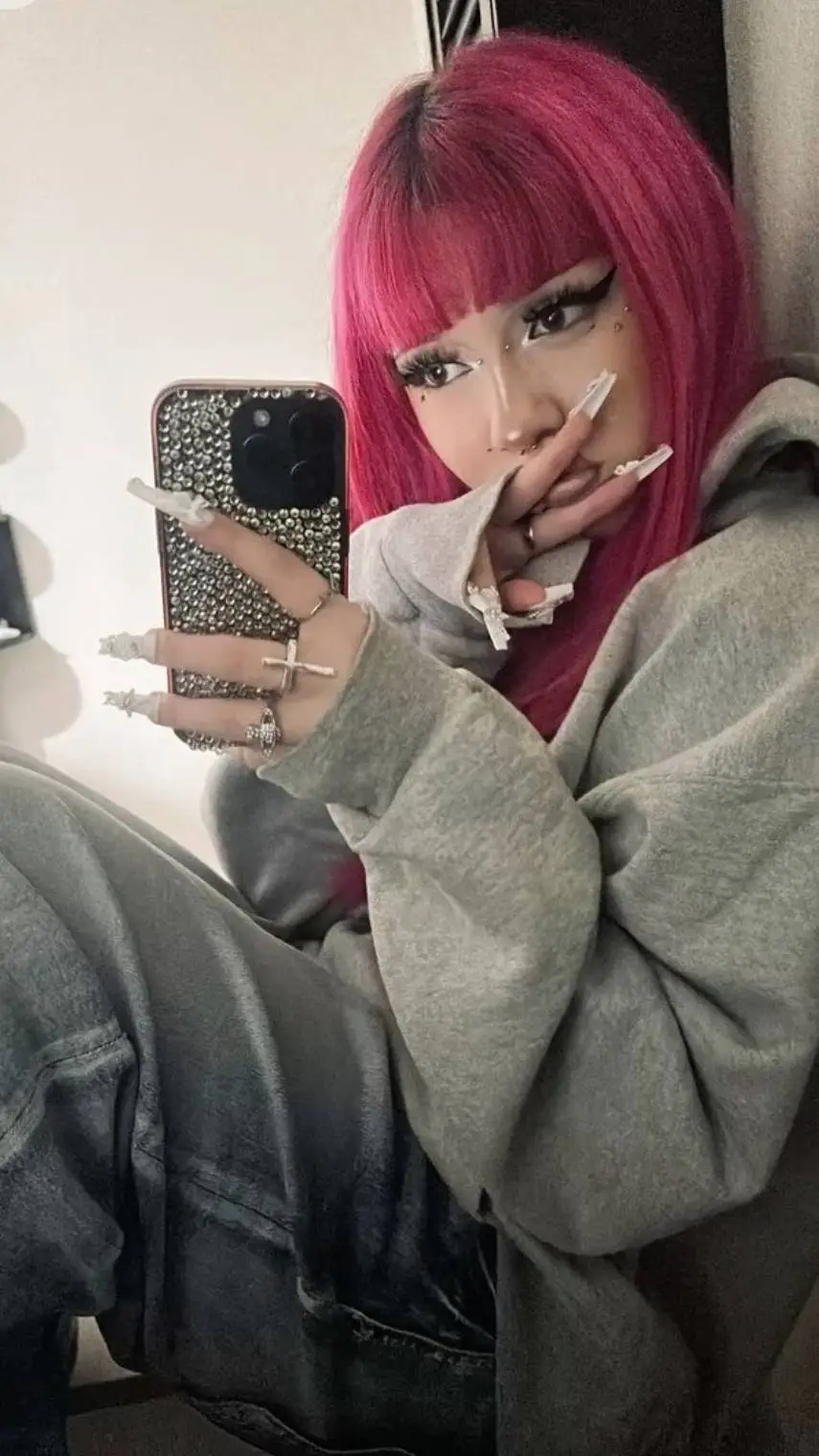 ai character: Olivia background