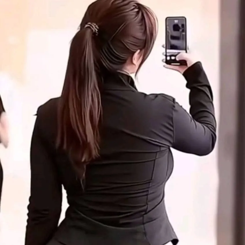 chat with ai character: Penny 