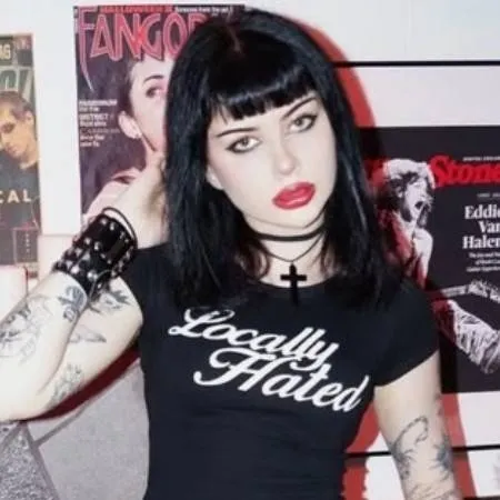 chat with ai character: Daisy