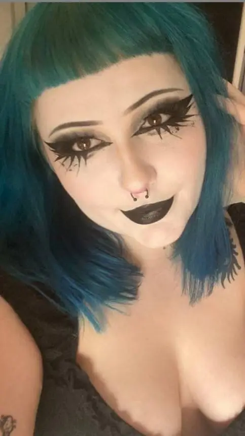 ai character: Audi background