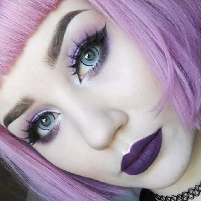 chat with ai character: Kili