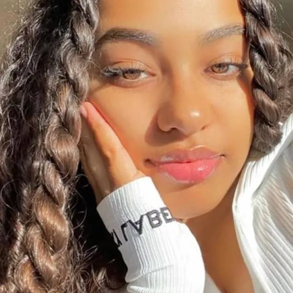 chat with ai character: Mary 3