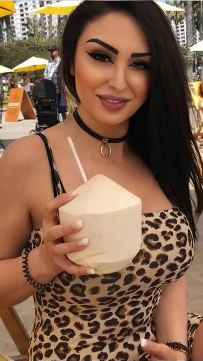 ai character: Pinkgeek background