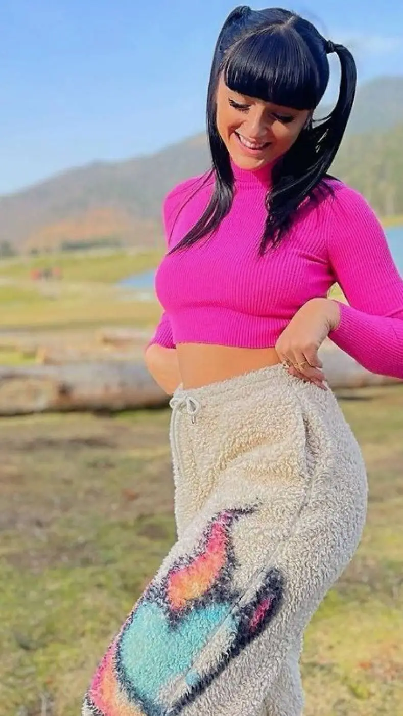 ai character: Lenna background